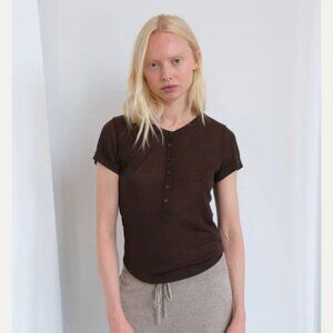 Geel Madeleine Henley (Espresso, size M)